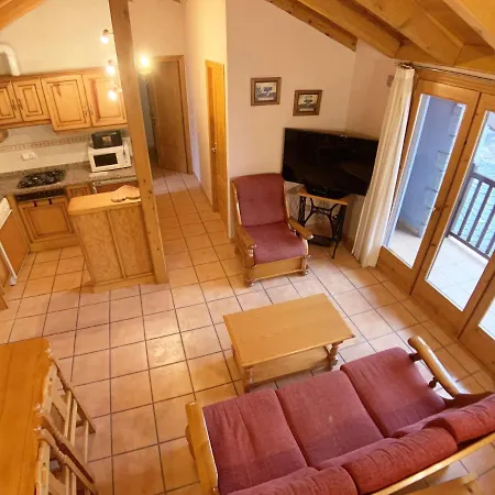 C11 - Apartamento Casa Llorgodo 2 - Villmor Cerler Extérieur photo