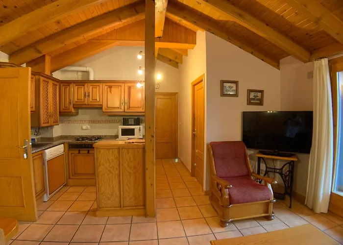 C11 - Apartamento Casa Llorgodo 2 - Villmor